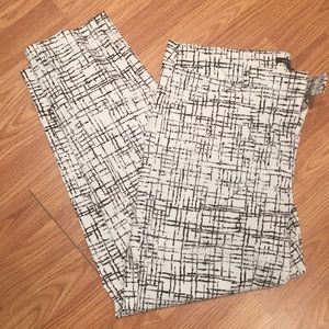 Zac & Rachel black and white ankle pants size 16R